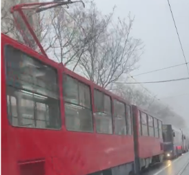 NJIHOVA BOLEST MOZGA I MRŽNJA PREMA BEOGRAĐANIMA SU NEIZLEČIVI! Desetak blokadera blokiralo saobraćaj kod Pravnog fakulteta (VIDEO)